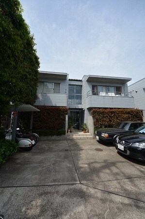 オークヴィラの物件外観写真